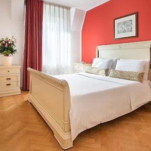 Hotel Suite Home Prague Praag